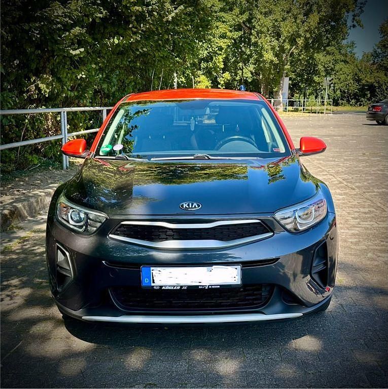 Schwarz Gebraucht 2019 Kia Stonic Edition 7 SUV | 10.000 € (Fairer Preis) - Bild 1/4