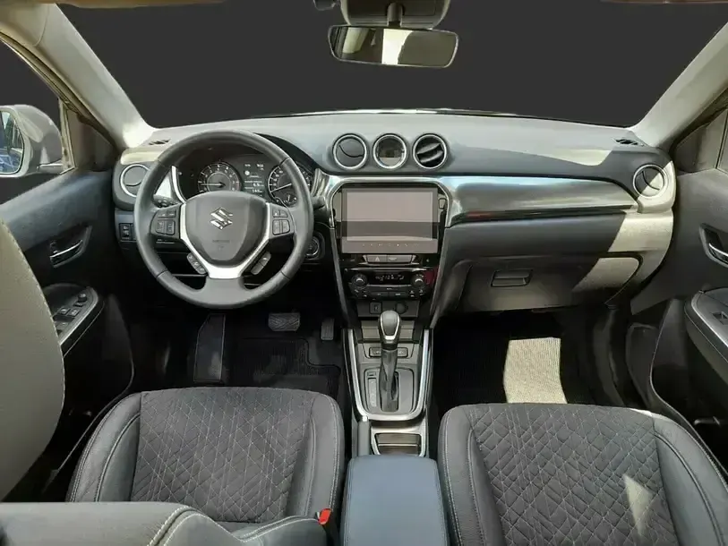 Gebraucht Suzuki Vitara Comfort 116 PS (85 kW) 2025 Schwarz SUV