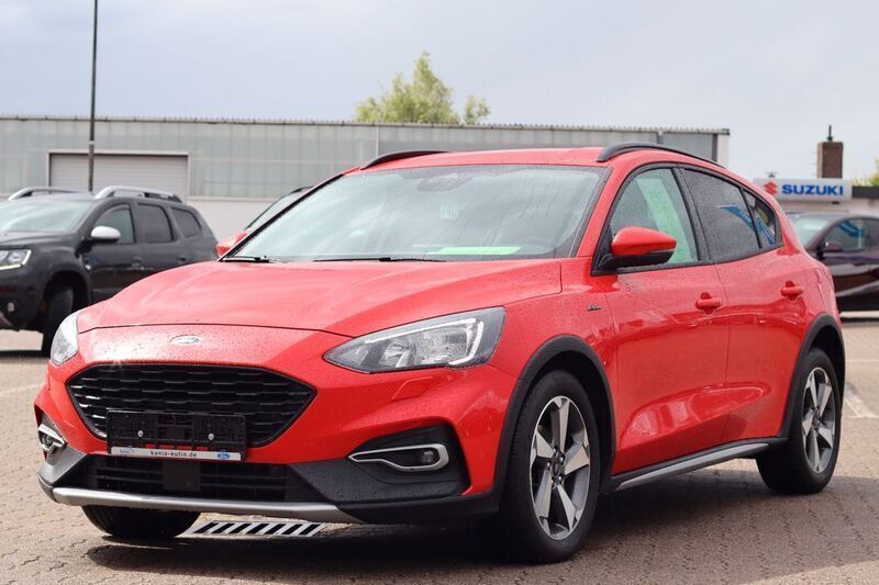 Racerot Gebraucht 2021 Ford Focus Active Limousine | 19.877 € (Fairer Preis) - Bild 1/4