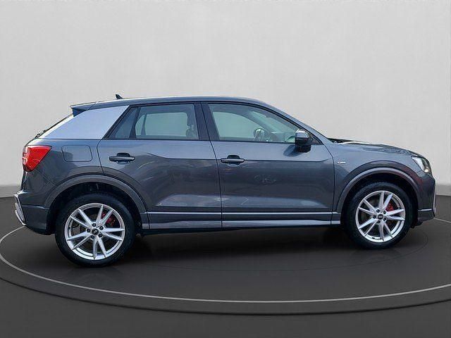 Gebraucht Audi Q2 S-Line 150 PS (110 kW) 2021 Grau SUV