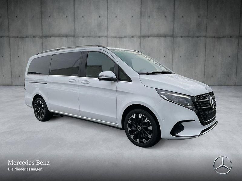 Gebraucht Mercedes V300 Avantgarde 237 PS (174 kW) 2025 Weiß Van / Kleinbus
