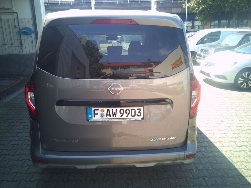 Gebraucht Nissan Townstar N-Connecta 89 kW (122 PS) 2024 Grau Van