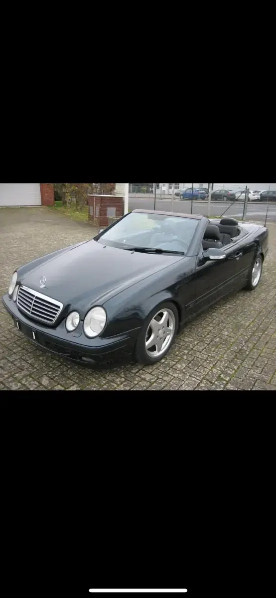 Gebraucht Mercedes CLK230 AMG 193 PS (141 kW) 2000 Blau Cabrio