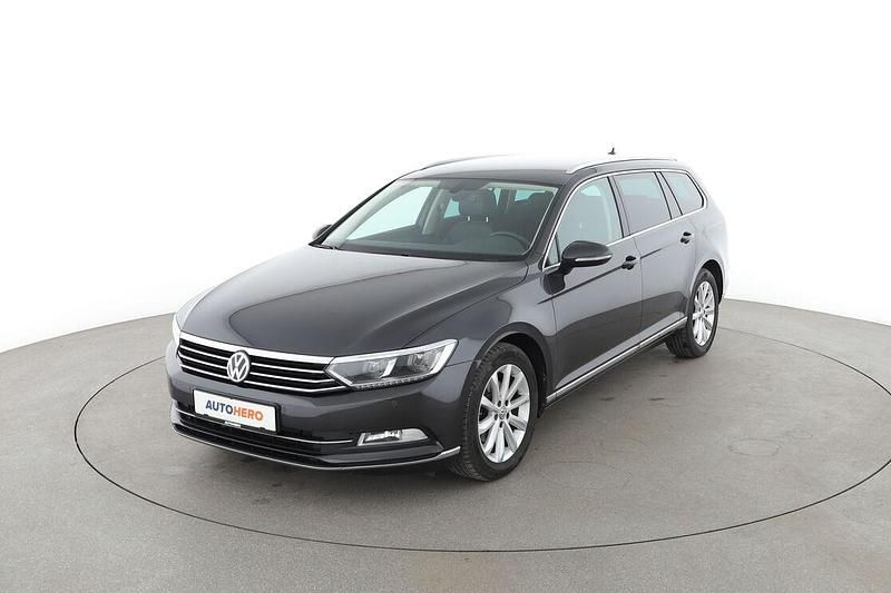 Grau Gebraucht 2019 VW Passat Highline Kombi | 18.740 € (Etwas zu teuer) - Bild 1/3