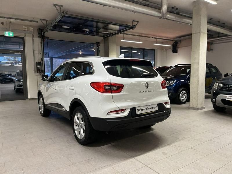 Gebraucht Renault Kadjar Zen 140 PS (102 kW) 2021 Weiß SUV