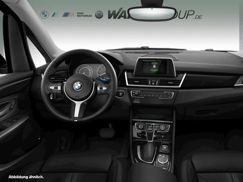 Gebraucht BMW 225 Active Tourer iPerformance 224 PS (164 kW) 2019 Weiß Van / Kleinbus