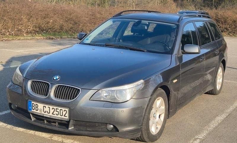 Gebraucht BMW 523 177 PS (130 kW) 2006 Grau Kombi