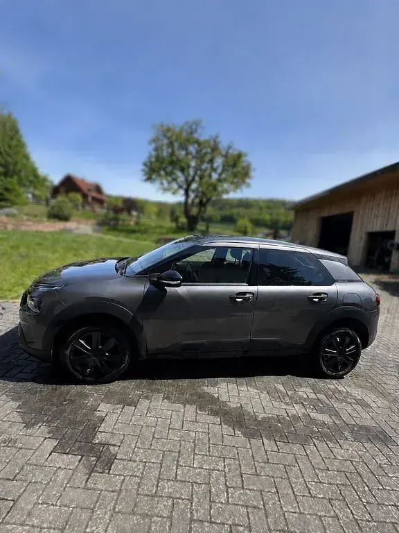 Gebraucht Citroën C4 Feel 110 PS (80 kW) 2018 Grau Limousine