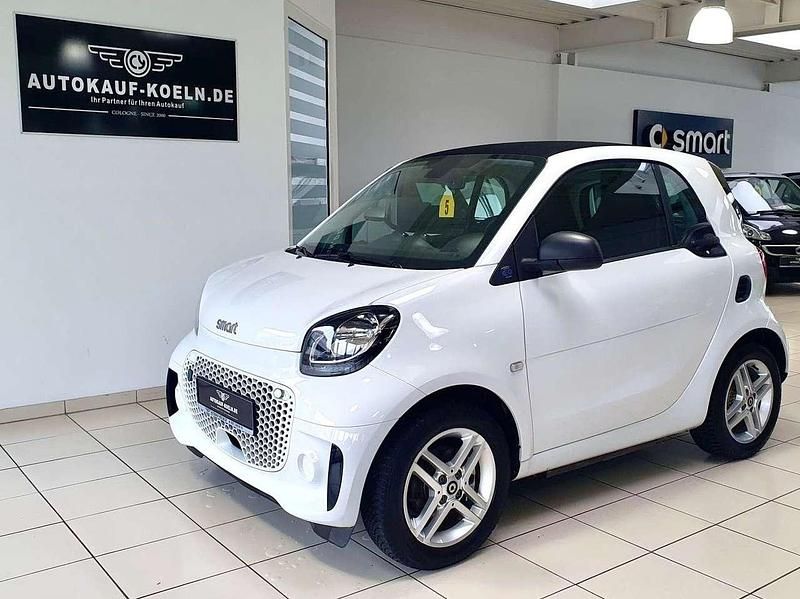 Gebraucht Smart ForTwo Coupé 60 kW (82 PS) 2021 Liquid paper Coupé