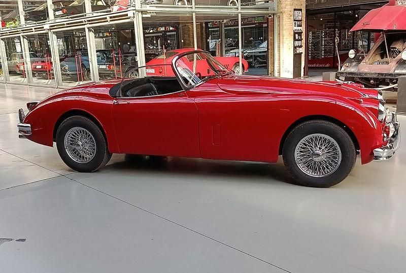 Gebraucht Jaguar XK 212 PS (155 kW) 1959 Rot Cabrio