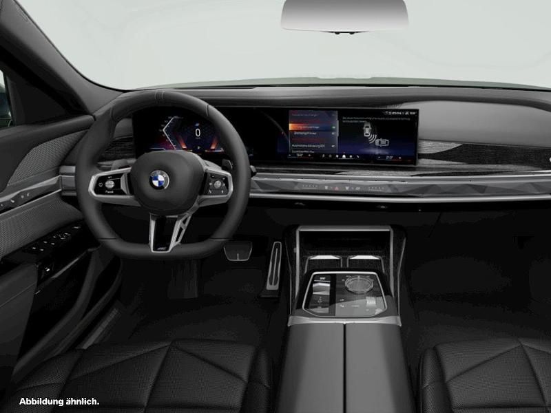 Gebraucht BMW 740 M Sport 299 PS (219 kW) 2025 Grau Limousine