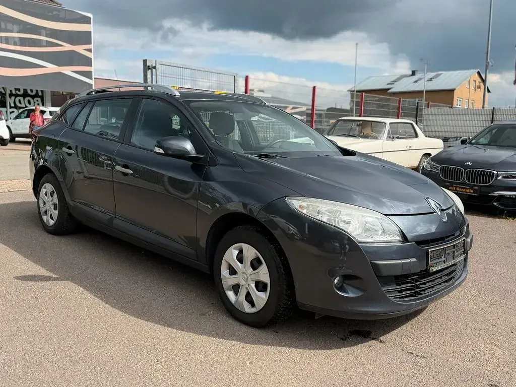Brugt Renault Mégane 110 HK (80 kW) 2010 Grå Sedan