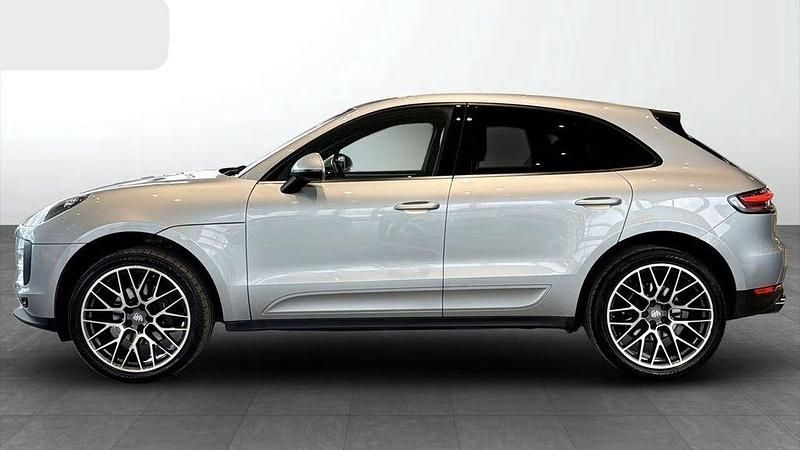 Gebraucht Porsche Macan 245 PS (180 kW) 2021 Dolomitsilber SUV