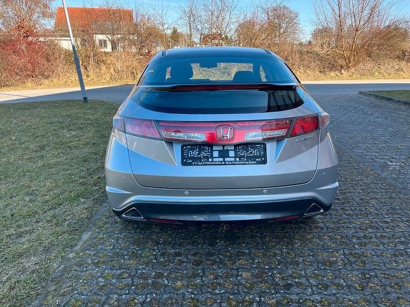 Gebraucht Honda Civic Sport 99 PS (72 kW) 2011 Silber Limousine