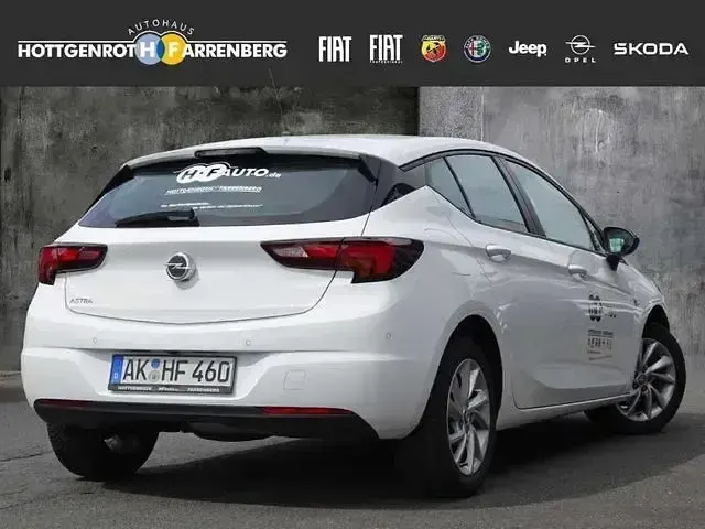 Gebraucht Opel Astra Edition 110 PS (80 kW) 2021 Weiß Limousine