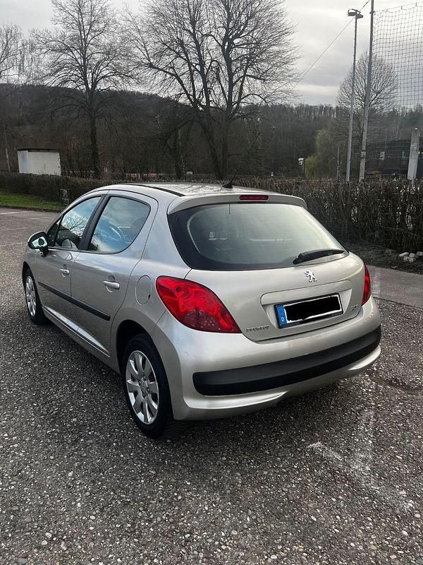 Gebraucht Peugeot 207 73 PS (53 kW) 2008 Grau Kombi