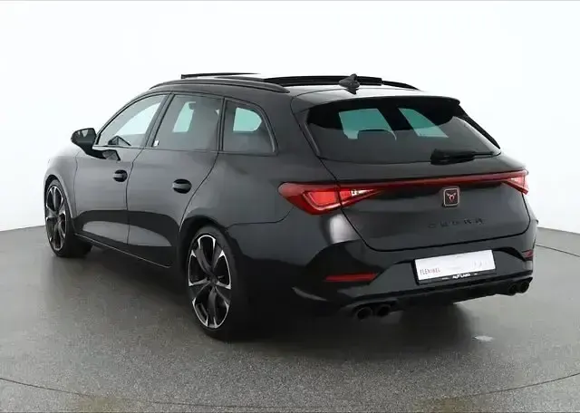 Gebraucht Cupra Leon VZ 310 PS (228 kW) 2021 Mitternachtsschwarz Kombi