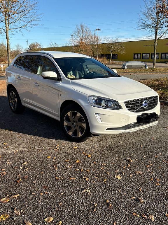 Gebraucht Volvo XC60 Ocean Race 190 PS (139 kW) 2016 Weiß SUV