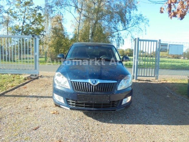 Gebraucht Skoda Fabia Fresh 105 PS (77 kW) 2014 Blau Kleinwagen