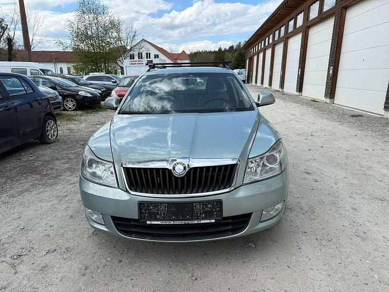 Brugt Skoda Octavia Elegance 105 HK (77 kW) 2010 Arcticgr}n metallic Stationcar