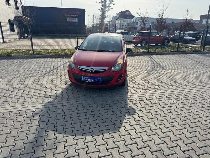 Gebraucht Opel Corsa Color Edition 101 PS (74 kW) 2013 Rot Kleinwagen