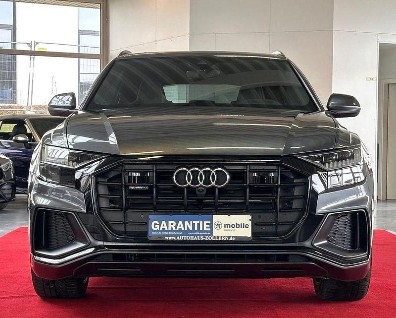Gebraucht Audi Q8 S-Line 286 PS (210 kW) 2021 Daytonagrau perleffekt SUV
