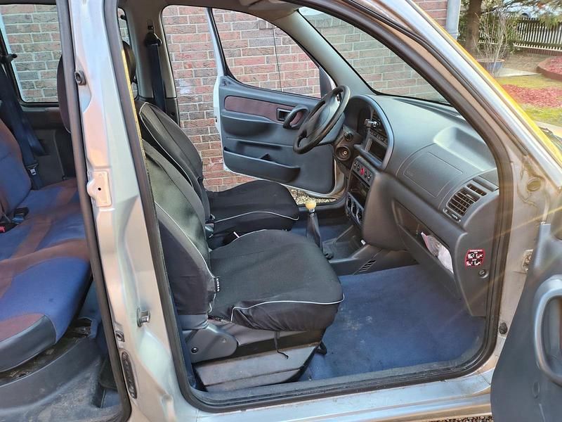 Gebraucht Citroën Berlingo 90 PS (66 kW) 2000 Grau Van / Kleinbus