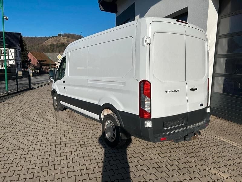 Gebraucht Ford Transit 136 PS (100 kW) 2018 Weiß Limousine