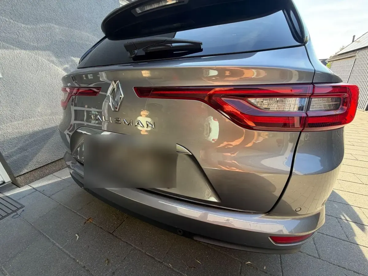 Gebraucht Renault Talisman Intens 160 PS (117 kW) 2018 Silber Kombi