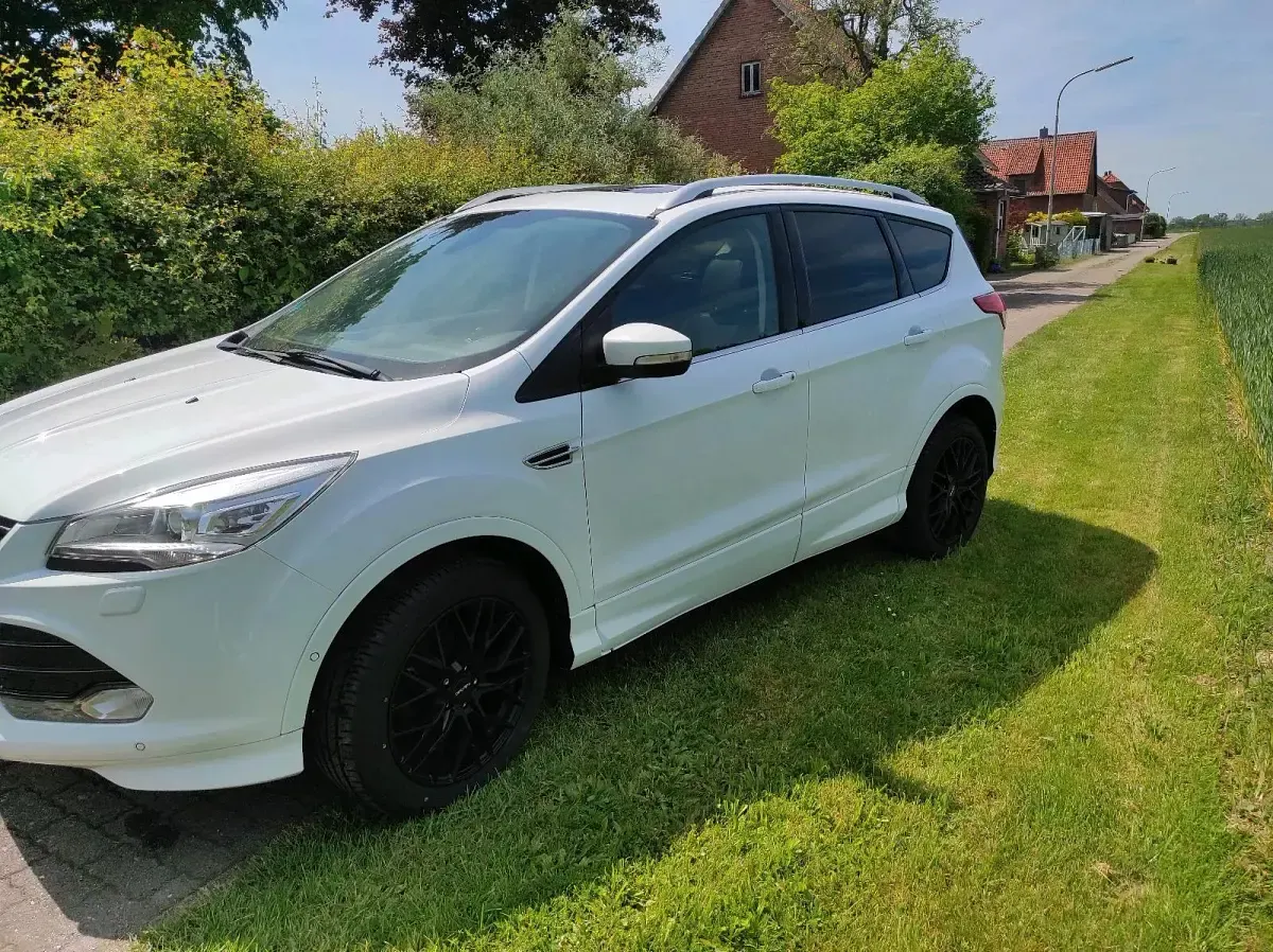 Gebraucht Ford Kuga 150 PS (110 kW) 2014 Weiß SUV