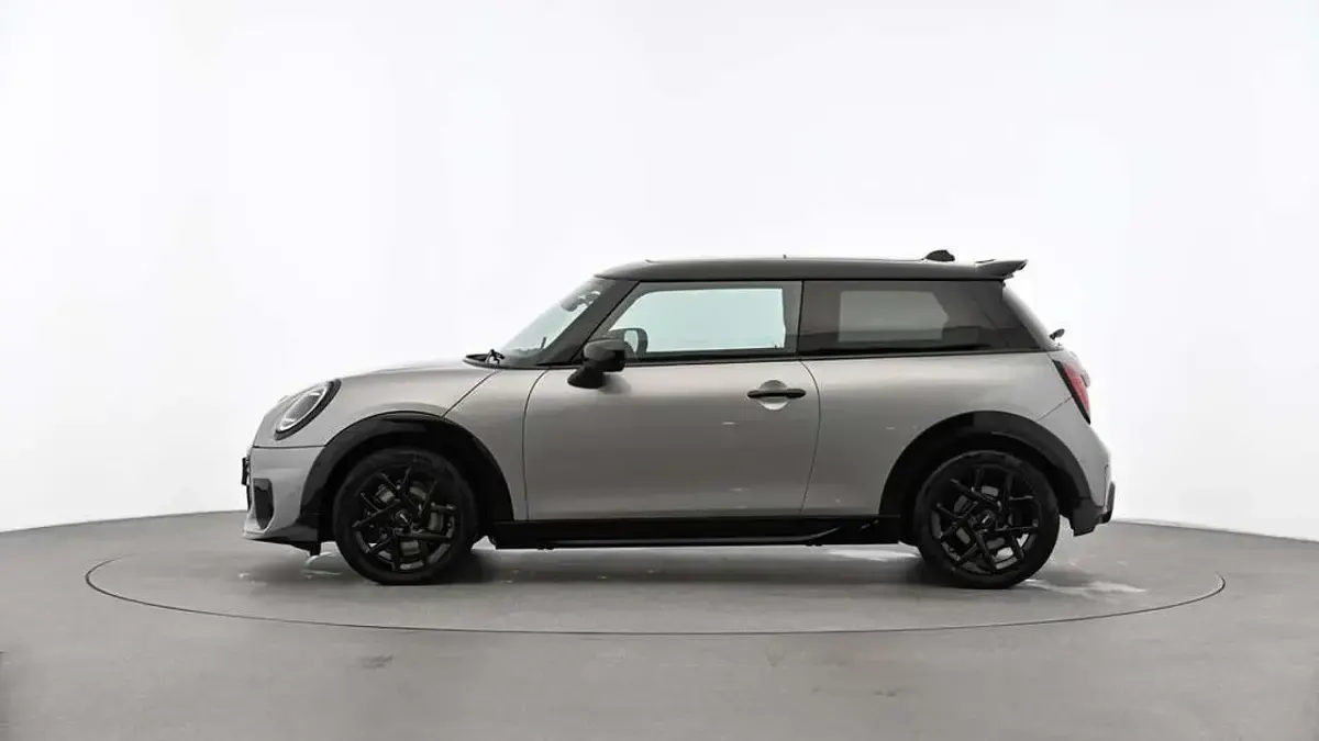 Gebraucht Mini John Cooper Works 204 PS (150 kW) 2024 Grau Kleinwagen