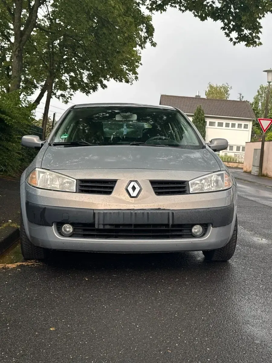 Gebraucht Renault Mégane II 98 PS (72 kW) 2006 Grau Limousine