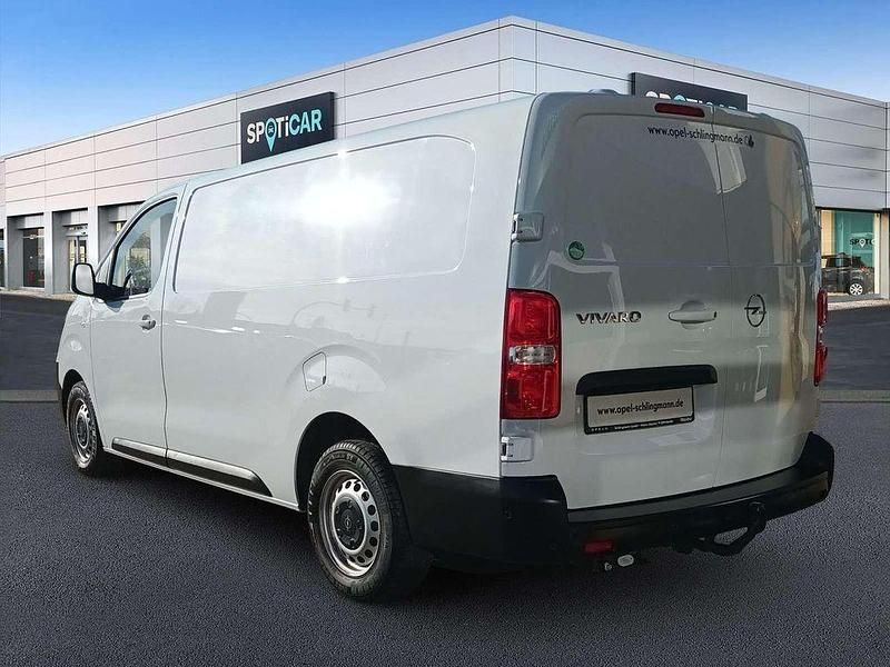 Gebraucht Opel Vivaro Basis 144 PS (105 kW) 2024 Kaolinweoß Van / Kleinbus