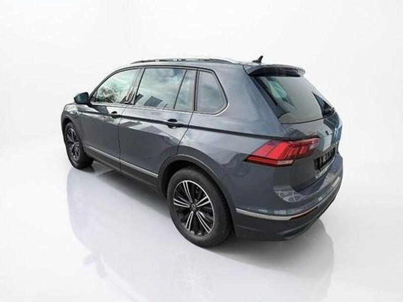Gebraucht VW Tiguan Active 150 PS (110 kW) 2022 Grau SUV