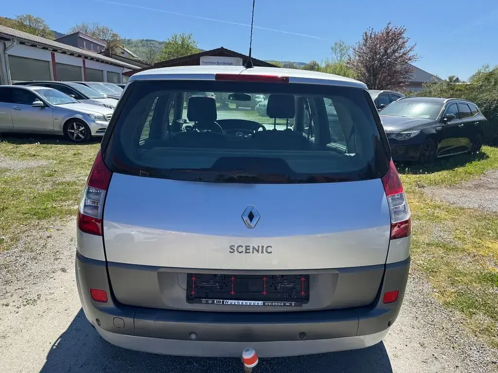 Gebraucht Renault Scenic E-Tech Exception 106 PS (77 kW) 2006 Silber Limousine