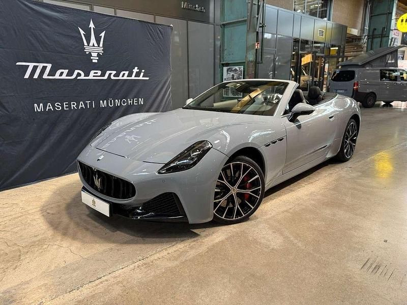 Grau Gebraucht 2025 Maserati GranCabrio Cabrio | 159.900 € - Bild 1/4