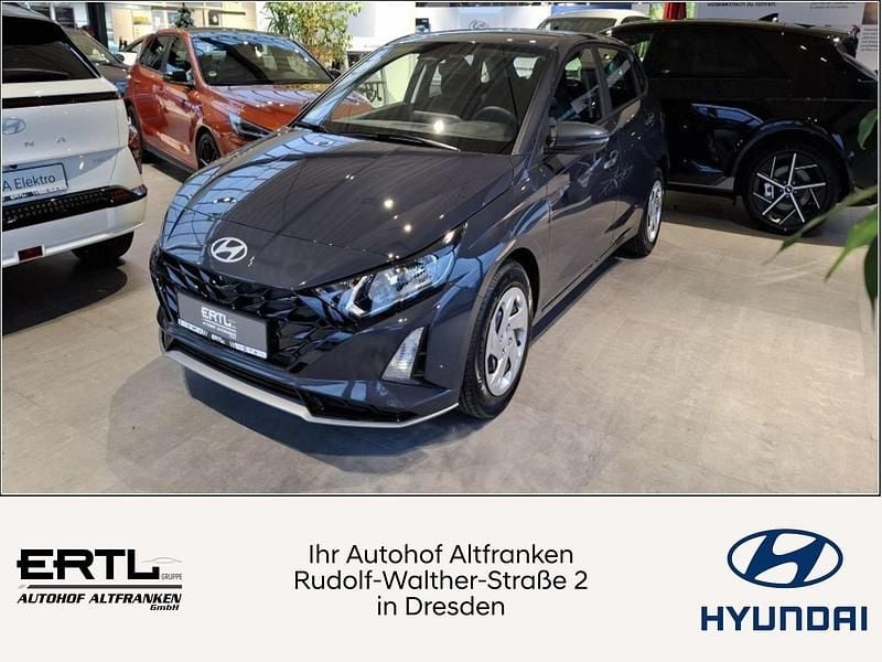 Aurora grey mineraleffekt Gebraucht 2025 Hyundai i20 Select Kleinwagen | 20.290 € (Etwas zu teuer) - Bild 1/4