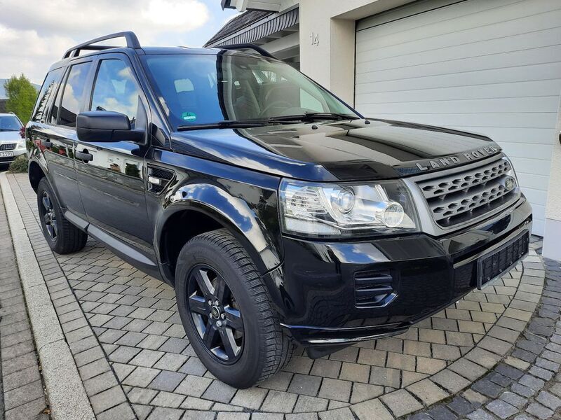 Schwarz Gebraucht 2013 Land Rover Freelander 2 S SUV | 6.200 € (Superpreis) - Bild 1/4