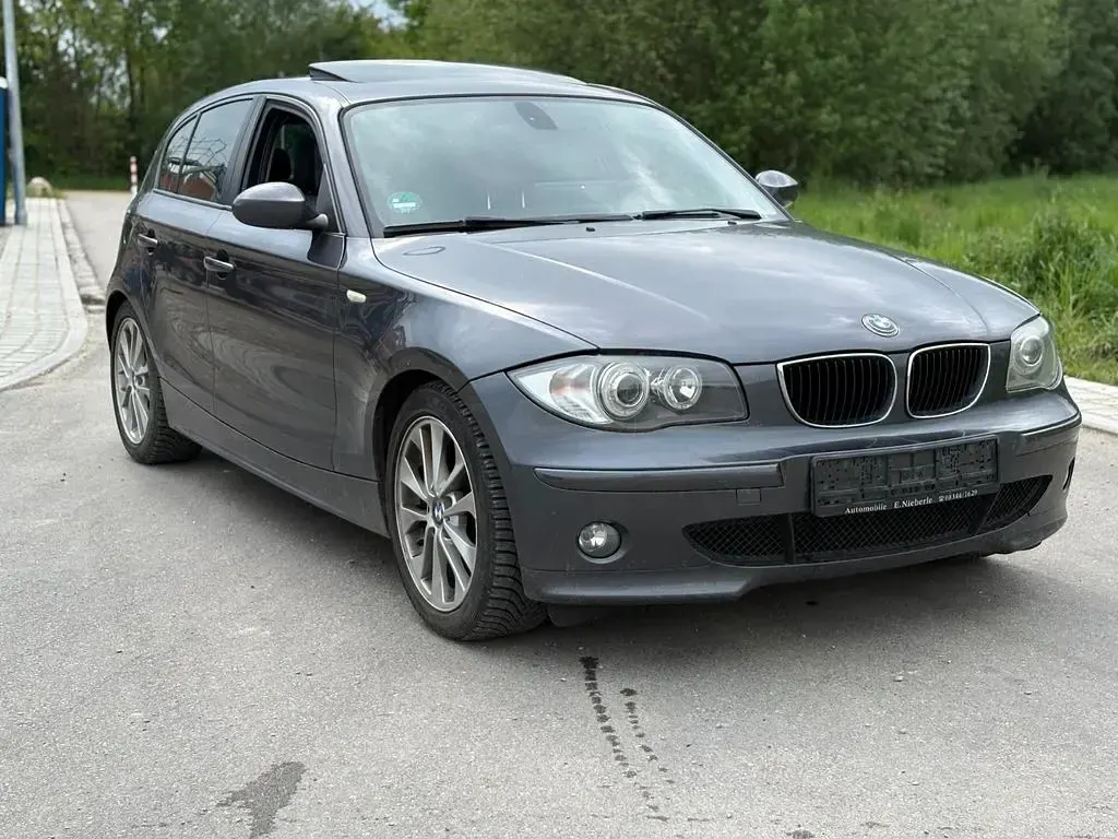 Gebraucht BMW 120 Sport Line 163 PS (119 kW) 2004 Grau Kleinwagen