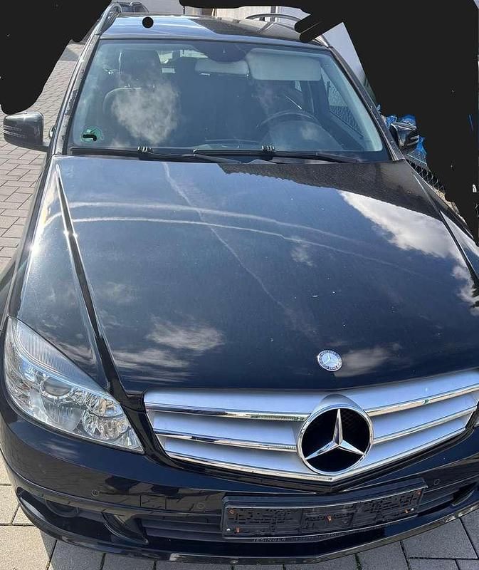 Schwarz Gebraucht 2010 Mercedes C180 Elegance Kombi | 2.900 € (Fairer Preis) - Bild 1/1
