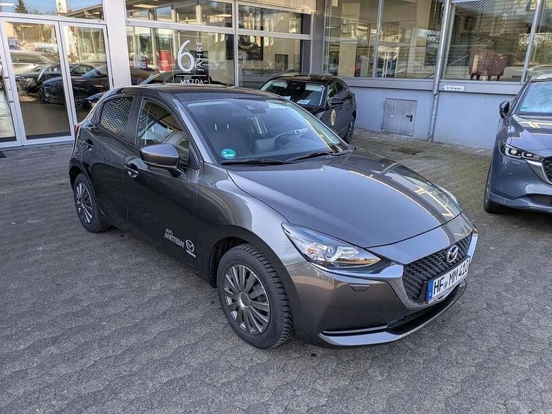Gebraucht Mazda 2 Exclusive-Line 75 PS (55 kW) 2023 Machine grey Kleinwagen