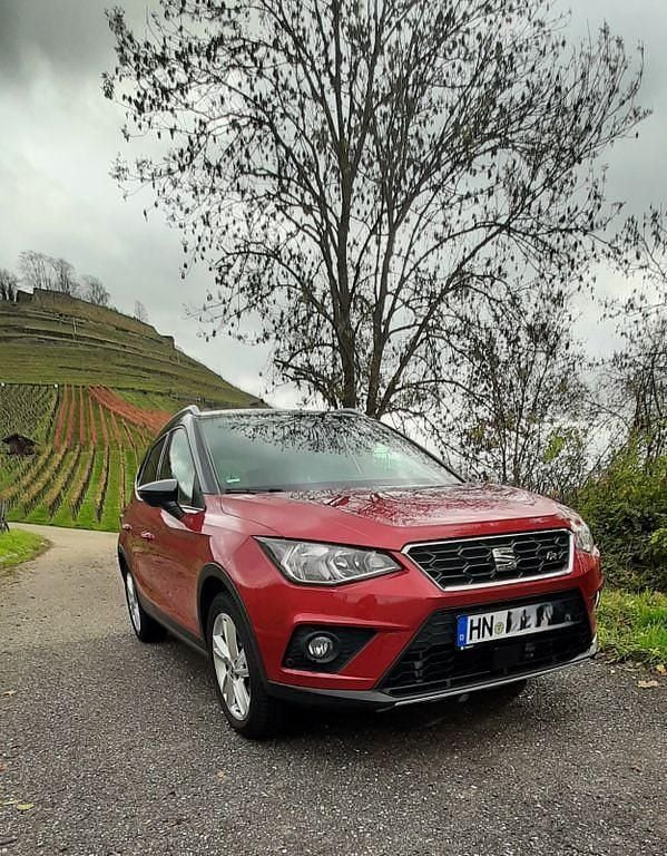 Schwarz Gebraucht 2019 Seat Arona FR SUV | 9.999 € (Guter Preis) - Bild 1/4