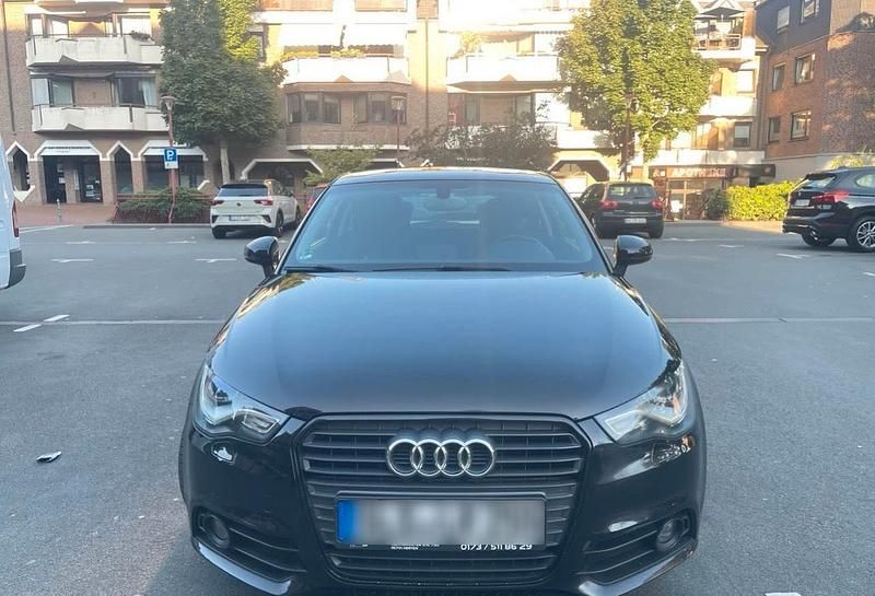 Second-hand Audi A1 86 CP (63 kW) 2011 Negru Hatchback
