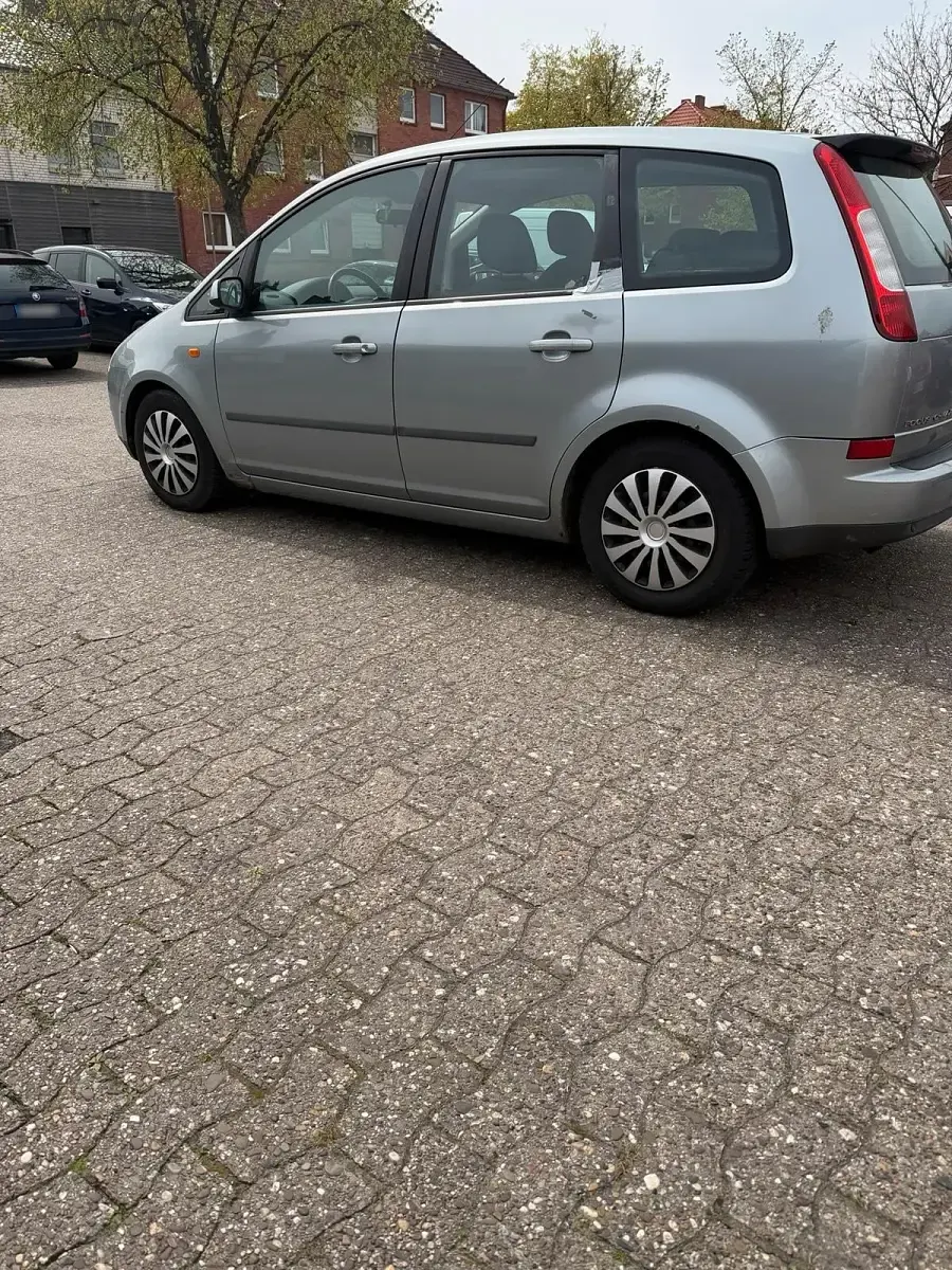 Używany Ford C-MAX 100 KM (73 kW) 2004 Srebrny Minivan
