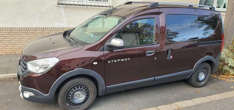 Gebraucht 2017 Dacia Dokker Stepway Kombi | 9.980 € (Fairer Preis) - Bild 1/4