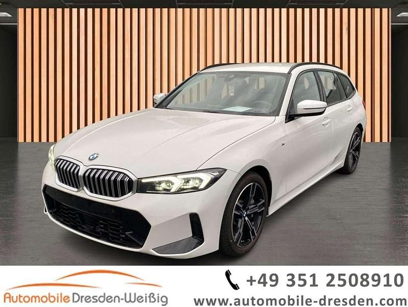 Weiß Gebraucht 2024 BMW 330 M Sport Kombi | 40.980 € (Superpreis) - Bild 1/4