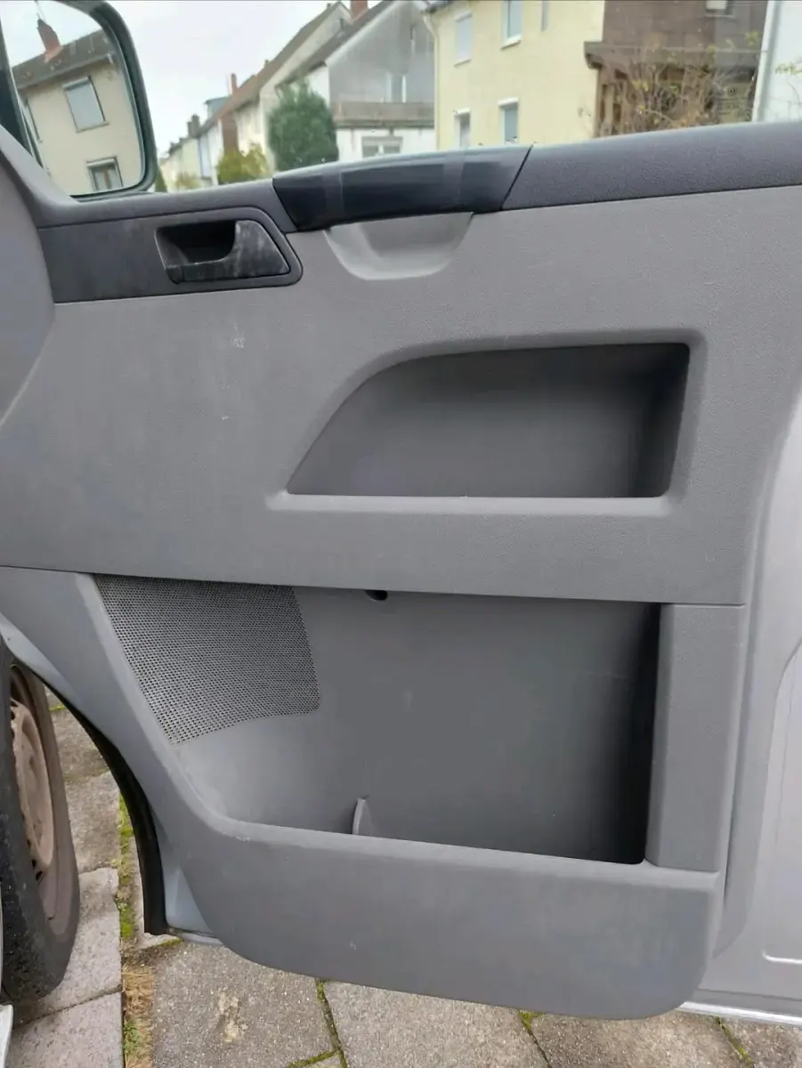 Gebraucht VW T5 102 PS (75 kW) 2009 Grau Van