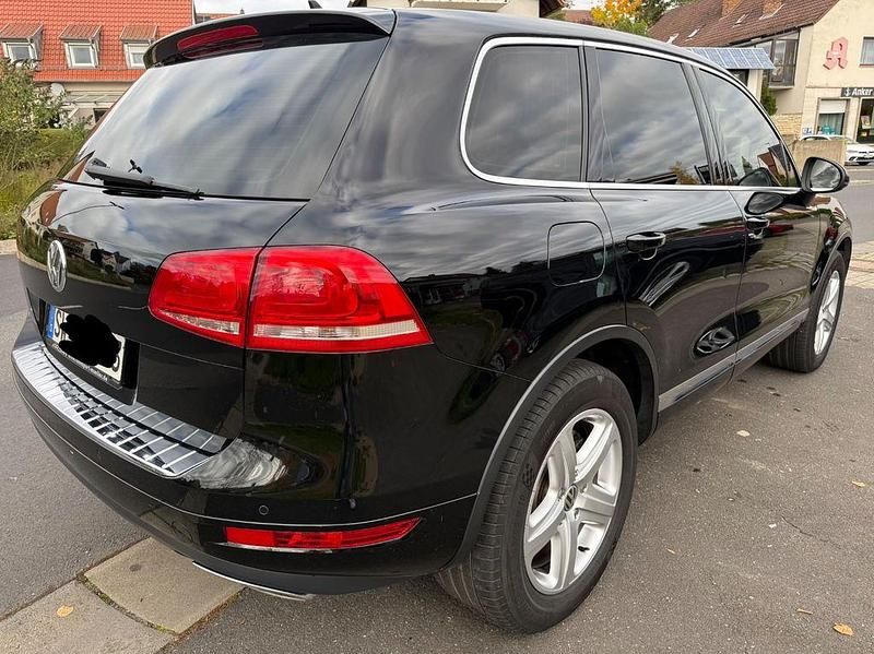Gebraucht VW Touareg 204 PS (150 kW) 2012 Schwarz SUV