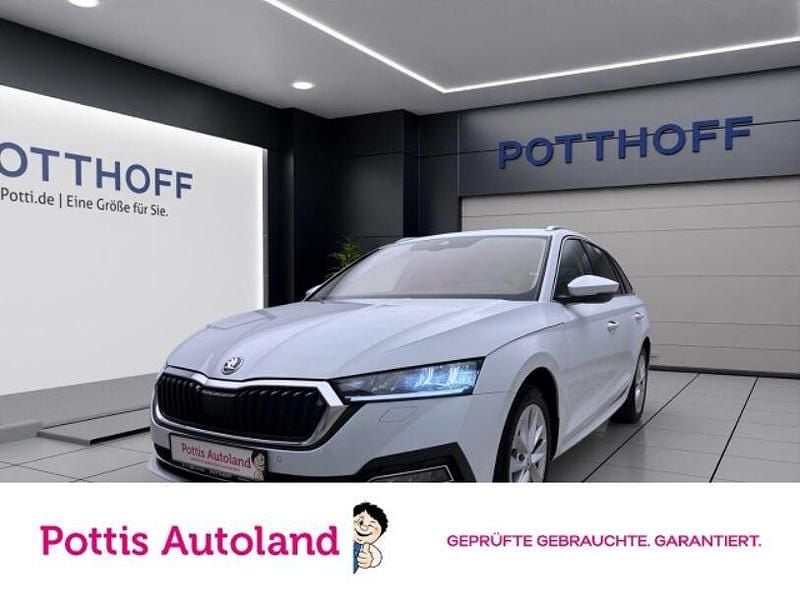 Weiss Gebraucht 2023 Skoda Octavia Style Kombi | 22.477 € (Guter Preis) - Bild 1/4
