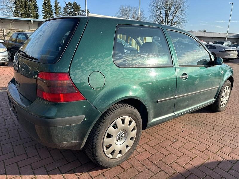Gebraucht VW Golf IV Edition 75 PS (55 kW) 2001 Grün Limousine
